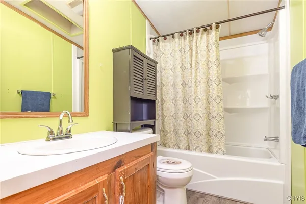 $172,000 | 2690 Bear Swamp Road, Fenner, NY 13037