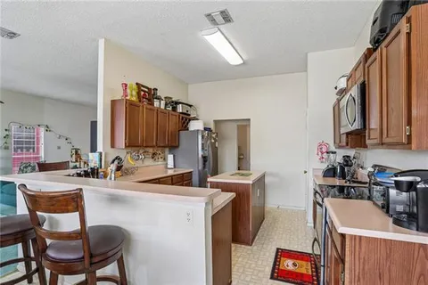 $375,000 | 317 Southwood Drive, Gretna, LA 70056