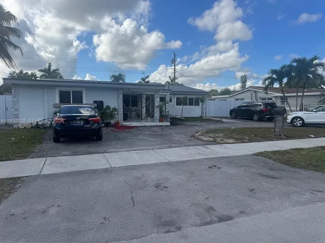 $750,000 | 19700 Northwest 6th Place, Miami Gardens, FL 33169
