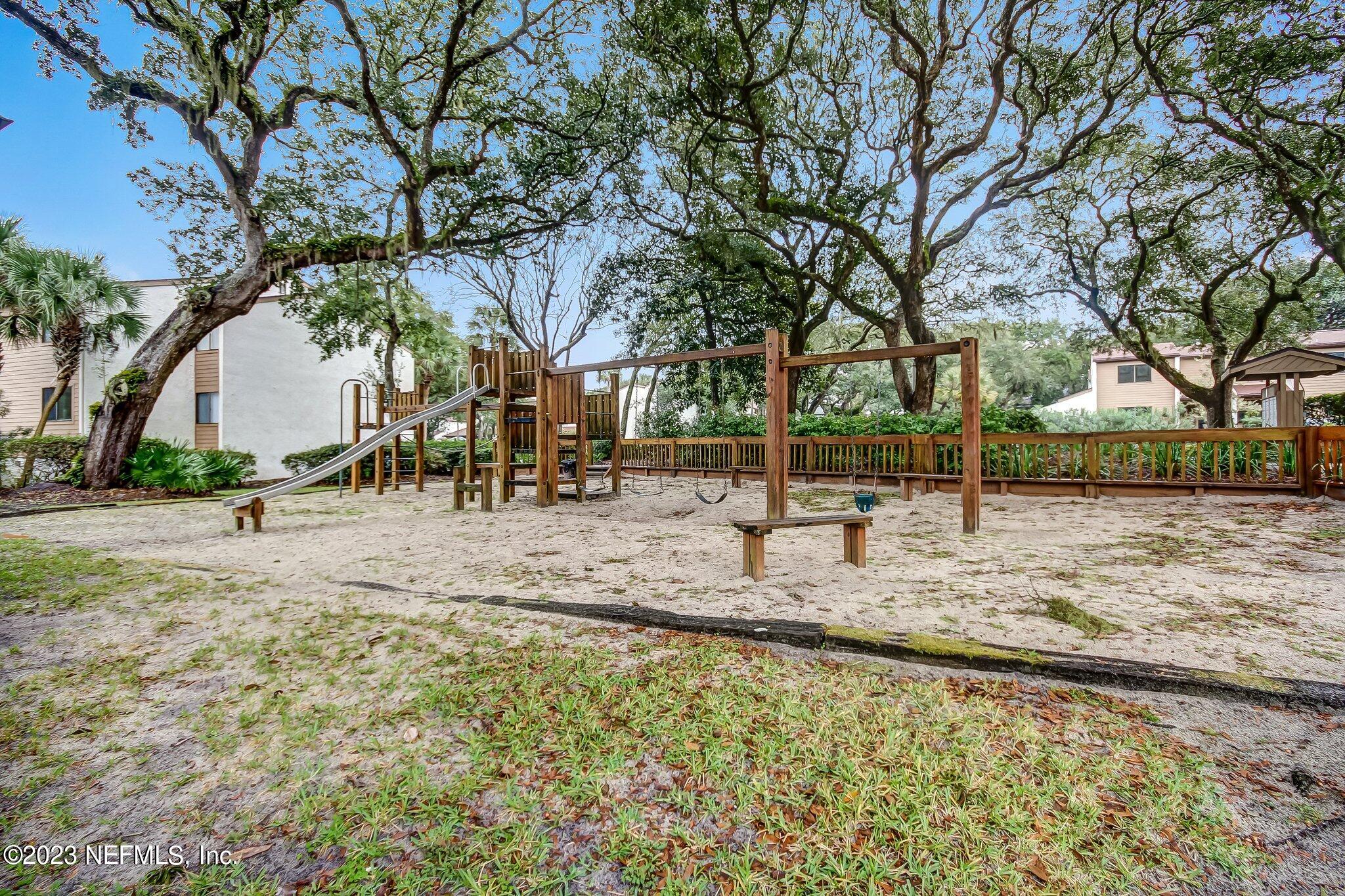 2568 Forest Ridge Drive Fernandina Beach, FL 32034 - Photo 29 of 32 41-web-or-mls-2728 Forest Ridge Hi-Res-1
