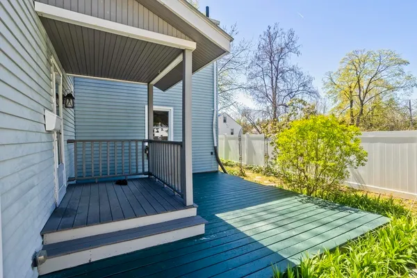 $299,000 | 14 1/2 Gaugh Street, Easthampton, MA 01027
