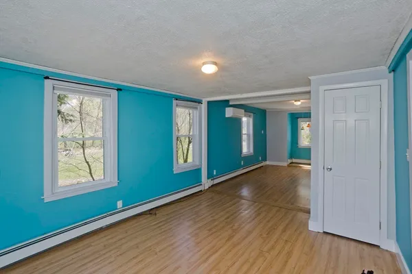 $299,000 | 14 1/2 Gaugh Street, Easthampton, MA 01027