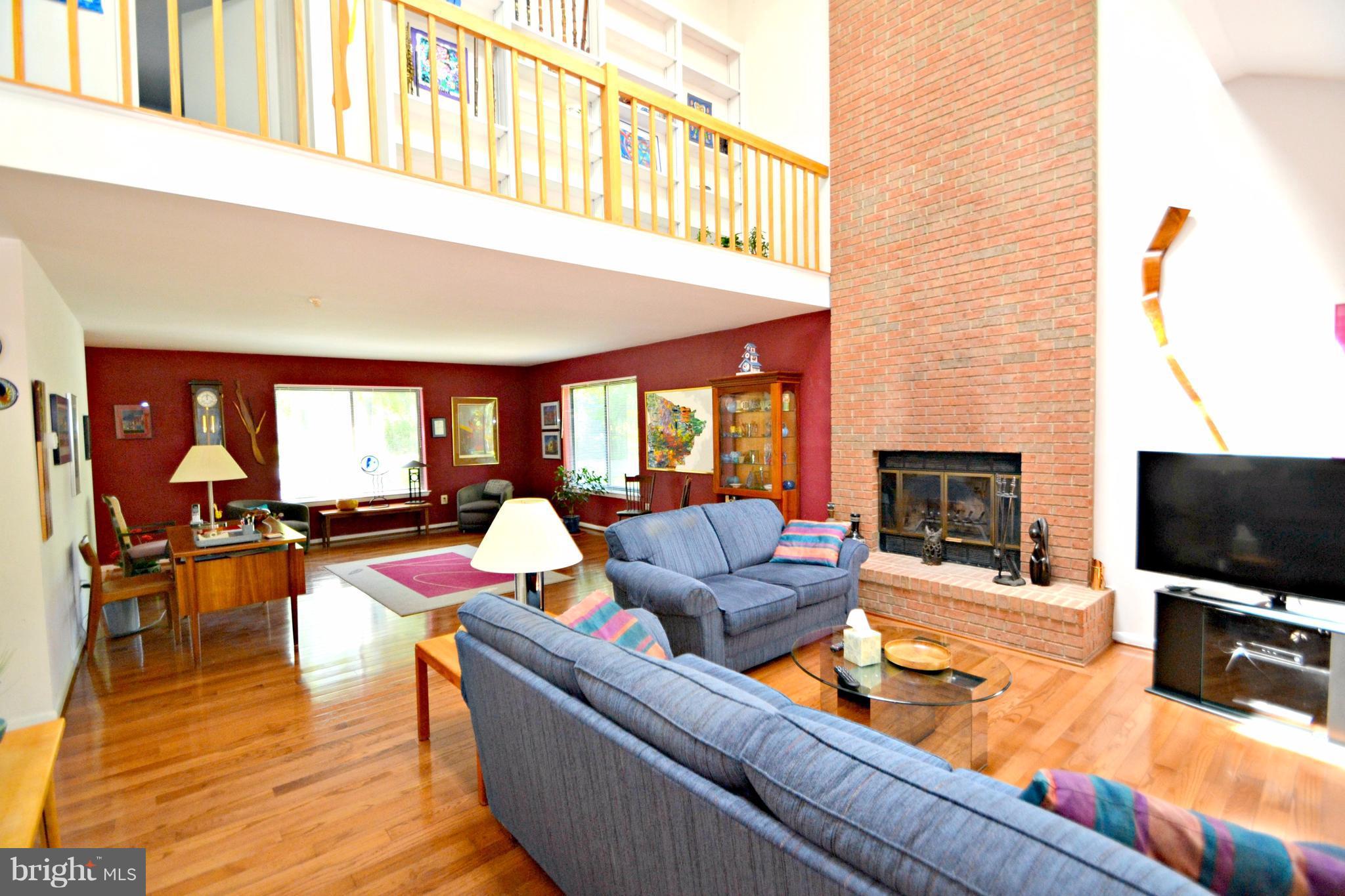 5505 Wexford Road Baltimore, MD 21209 - Photo 7 of 25 Family Room