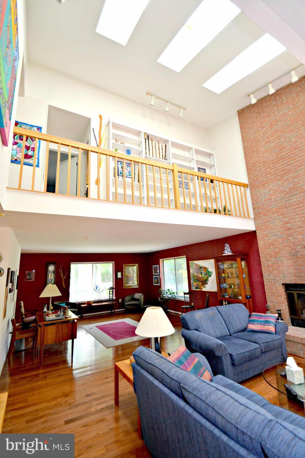 5505 Wexford Road Baltimore, MD 21209 - Photo 9 of 25 Family Room