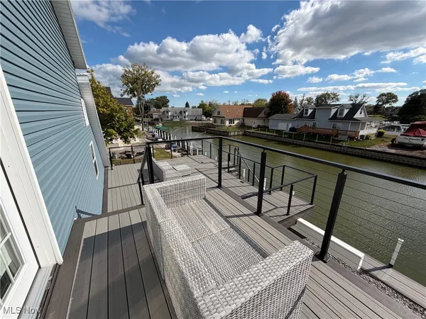 $1,569,019 | 4690 East Johnson Avenue, Port Clinton, OH 43452