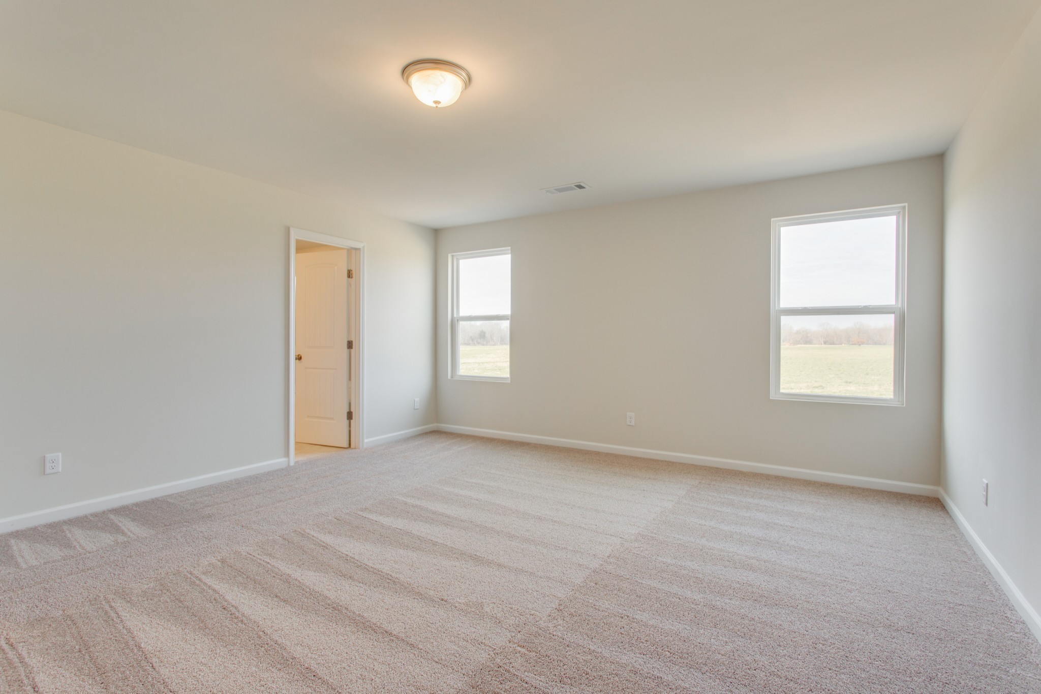 4111 Dwight Way Murfreesboro, TN 37128 - Photo 18 of 28 an empty room with windows and closet