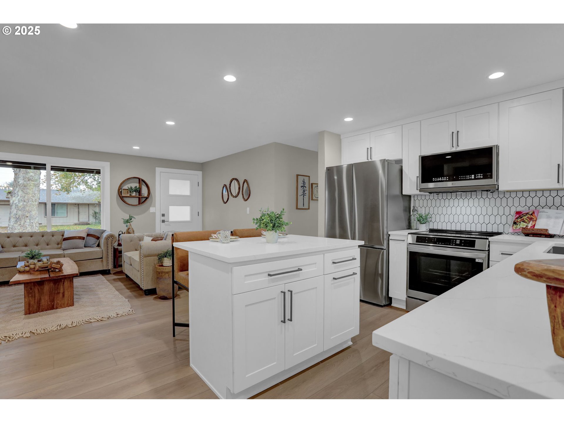 3708 Gilham Road Eugene, OR 97408 - Photo 14 of 43