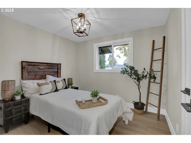 $509,900 | 3708 Gilham Road, Eugene, OR 97408