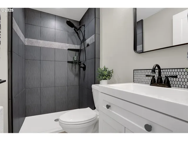 $509,900 | 3708 Gilham Road, Eugene, OR 97408