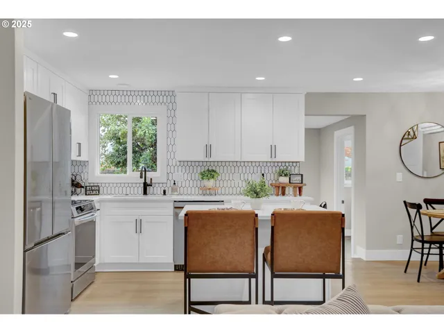 $509,900 | 3708 Gilham Road, Eugene, OR 97408