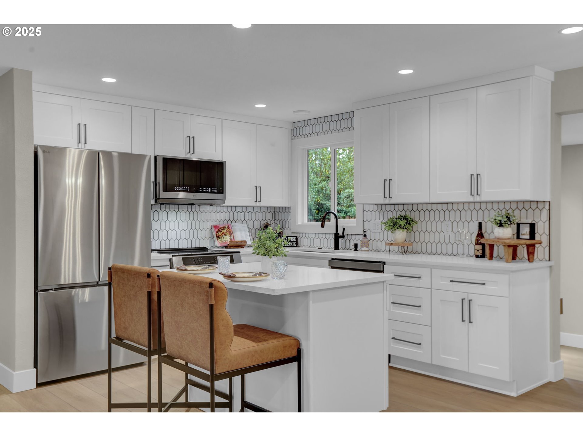 3708 Gilham Road Eugene, OR 97408 - Photo 9 of 43