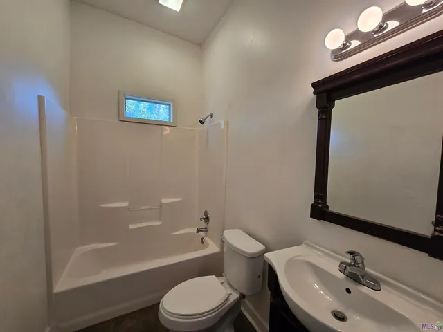 $1,400 | 924 France Street, Baton Rouge, LA 70802