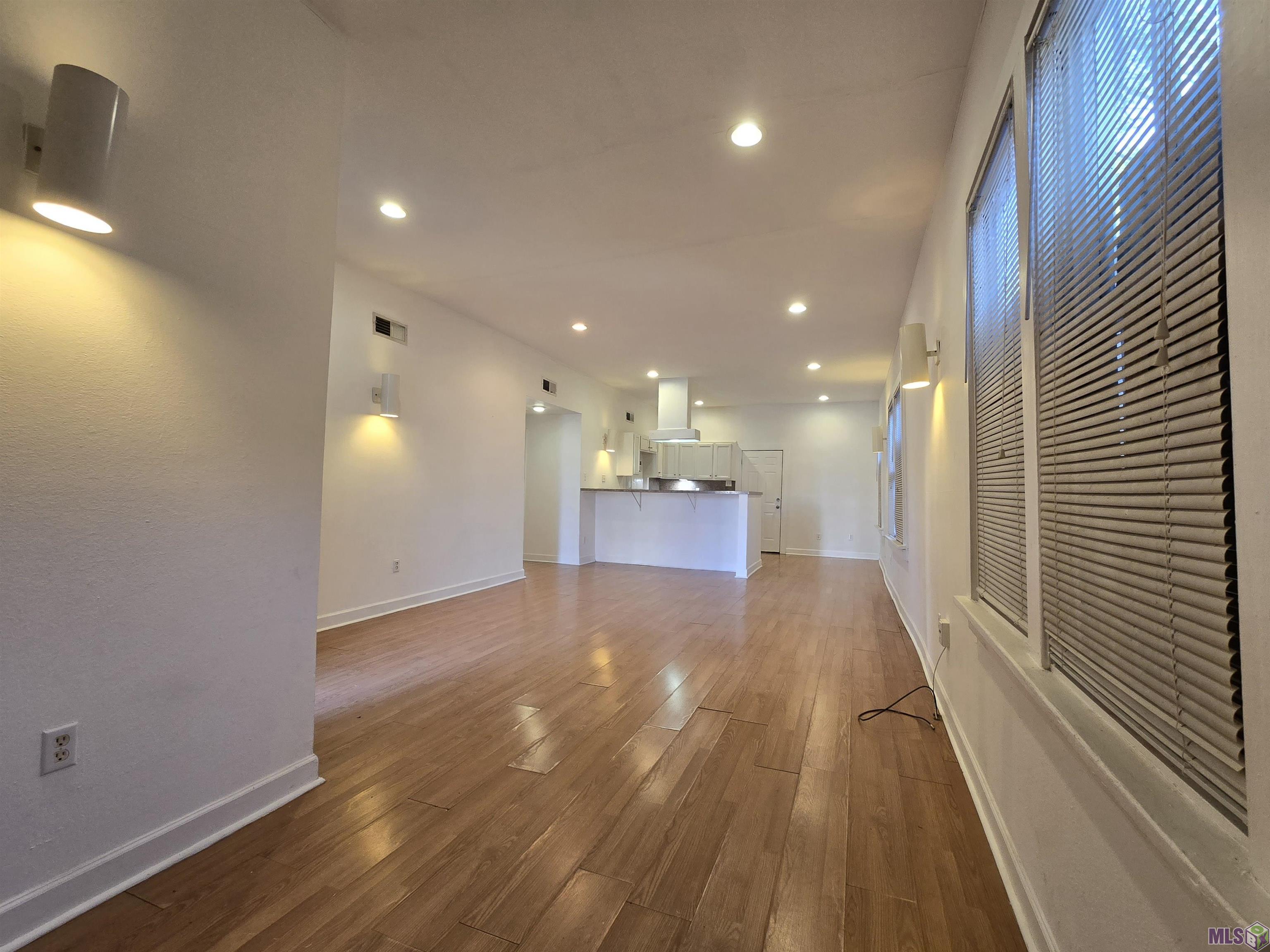 924 France Street Baton Rouge, LA 70802 - Photo 3 of 18