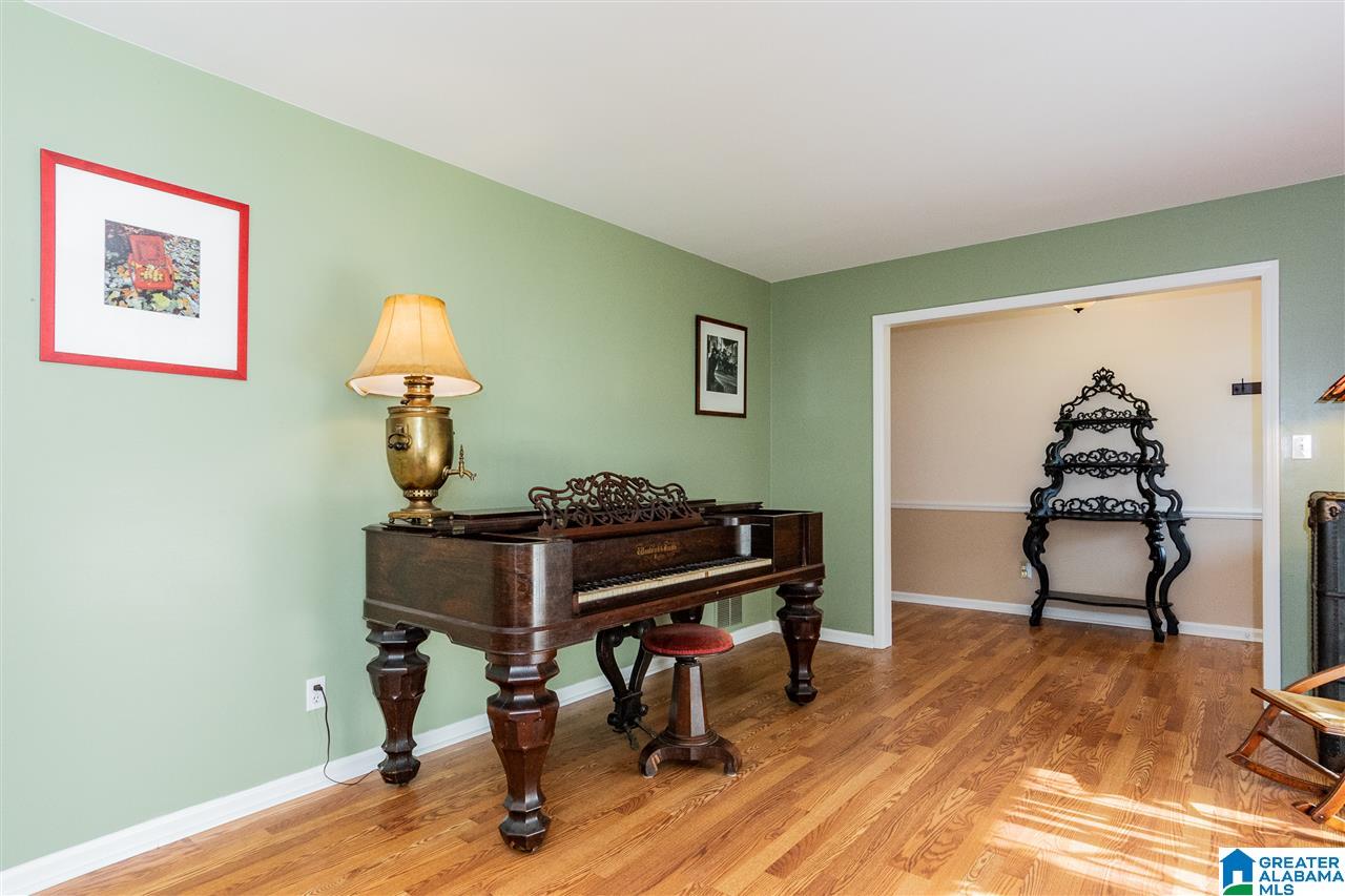 2204 Tal Brook Road Birmingham, AL 35216 - Photo 5 of 39