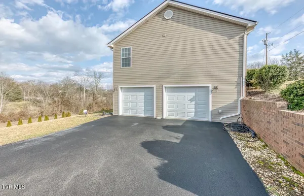 $399,500 | 14 Kenzee Place, Limestone, TN 37681