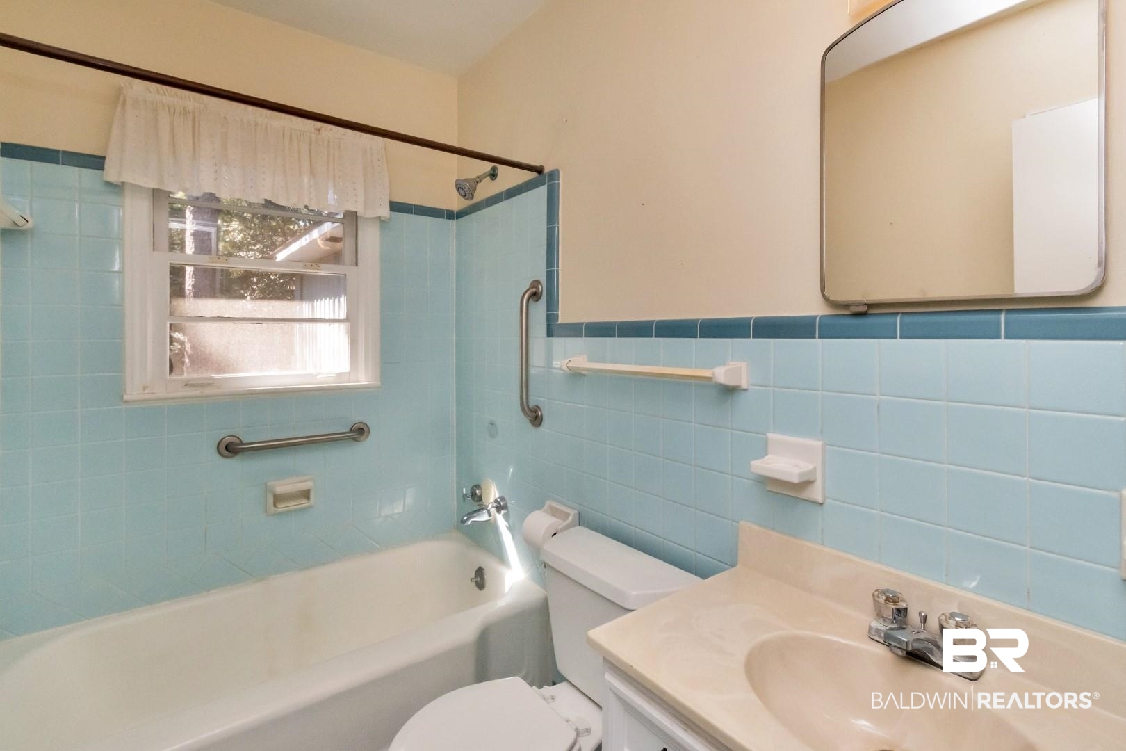 1502 Crestview Drive Mobile, AL 36693 - Photo 22 of 34