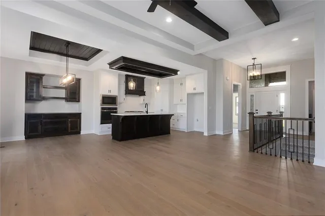 $650,550 | 13472 West 177th Street, Overland Park, KS 66013