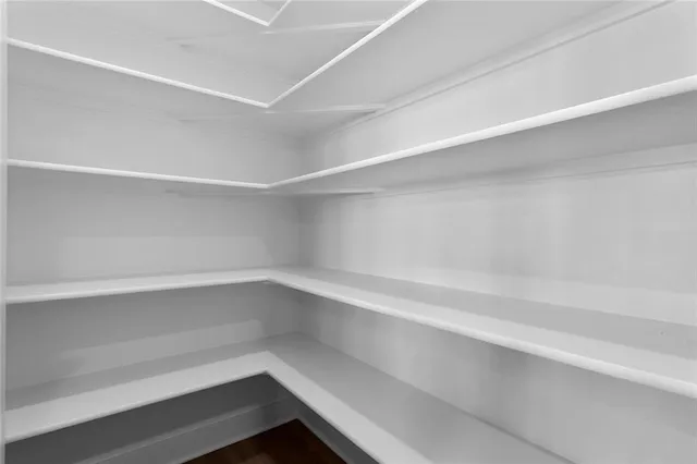 $650,550 | 13472 West 177th Street, Overland Park, KS 66013