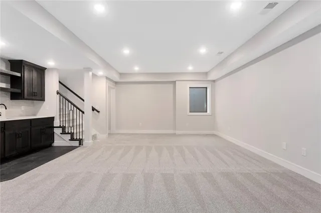 $650,550 | 13472 West 177th Street, Overland Park, KS 66013