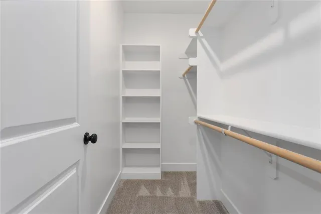 $650,550 | 13472 West 177th Street, Overland Park, KS 66013