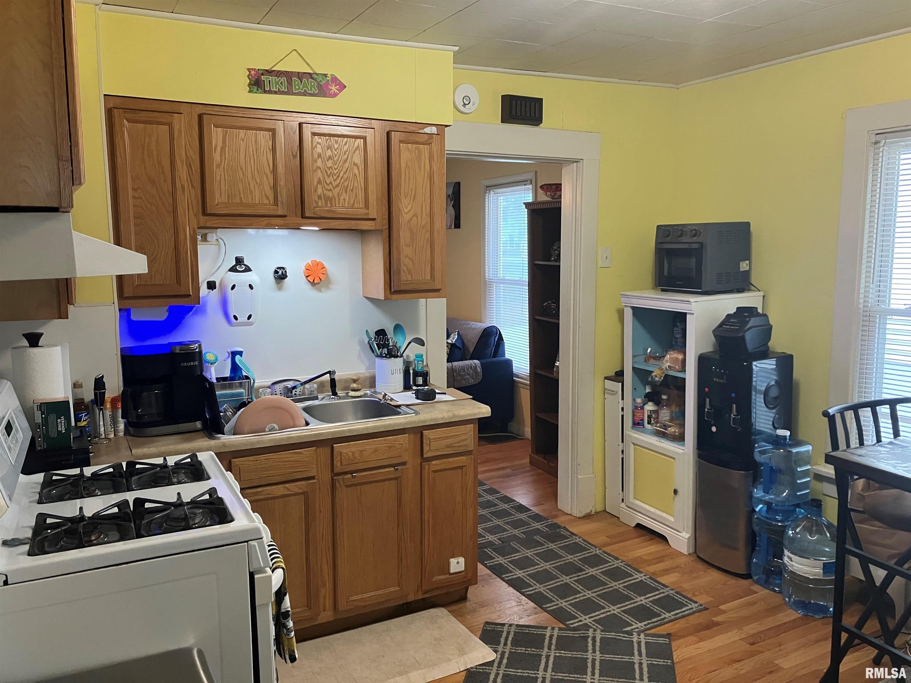 2336 Holmes Avenue Springfield, IL 62704 - Photo 8 of 12