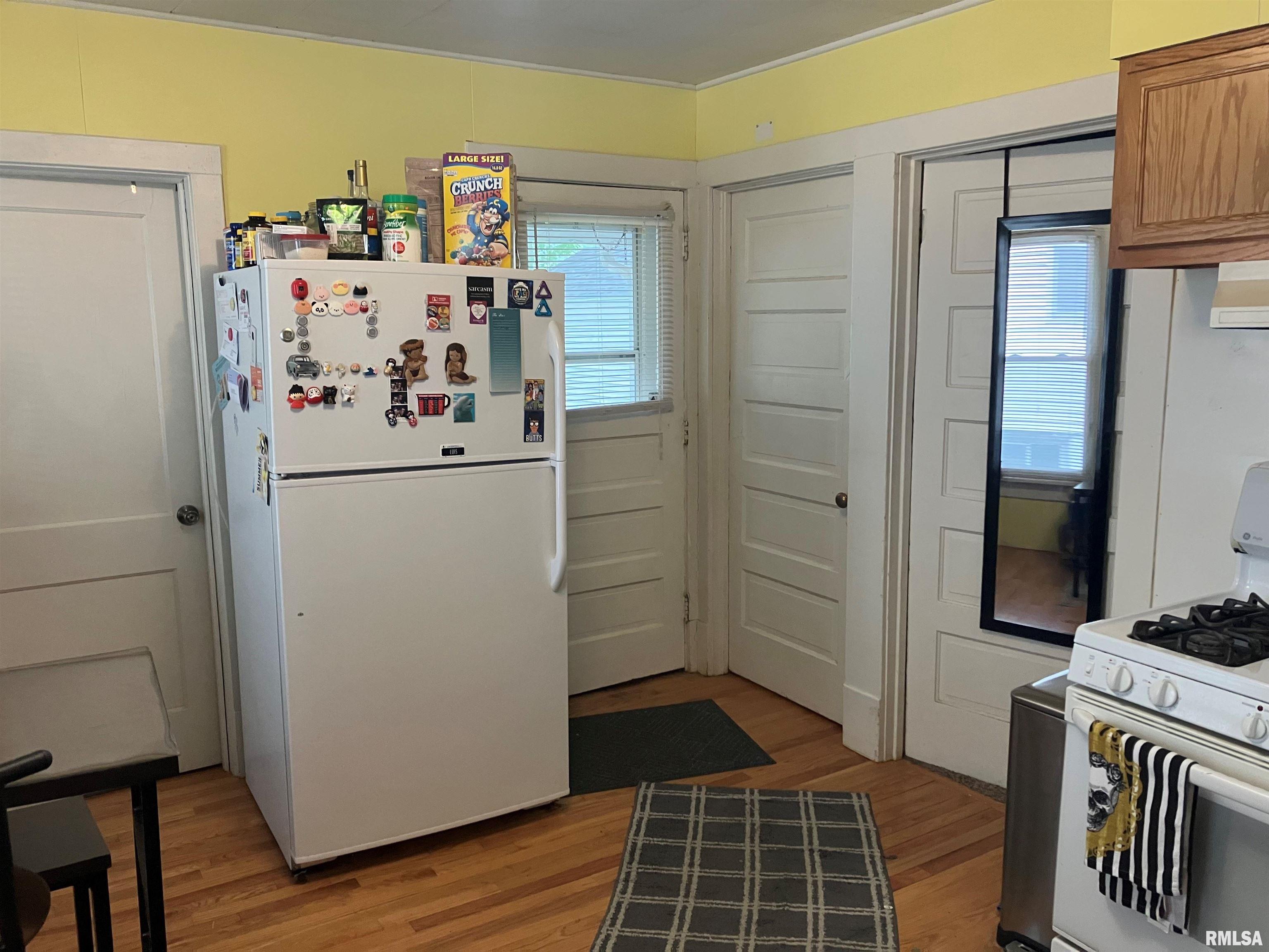 2336 Holmes Avenue Springfield, IL 62704 - Photo 9 of 12