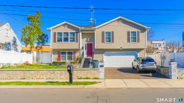 $479,995 | 45 Daytona Street, West Haven, CT 06516