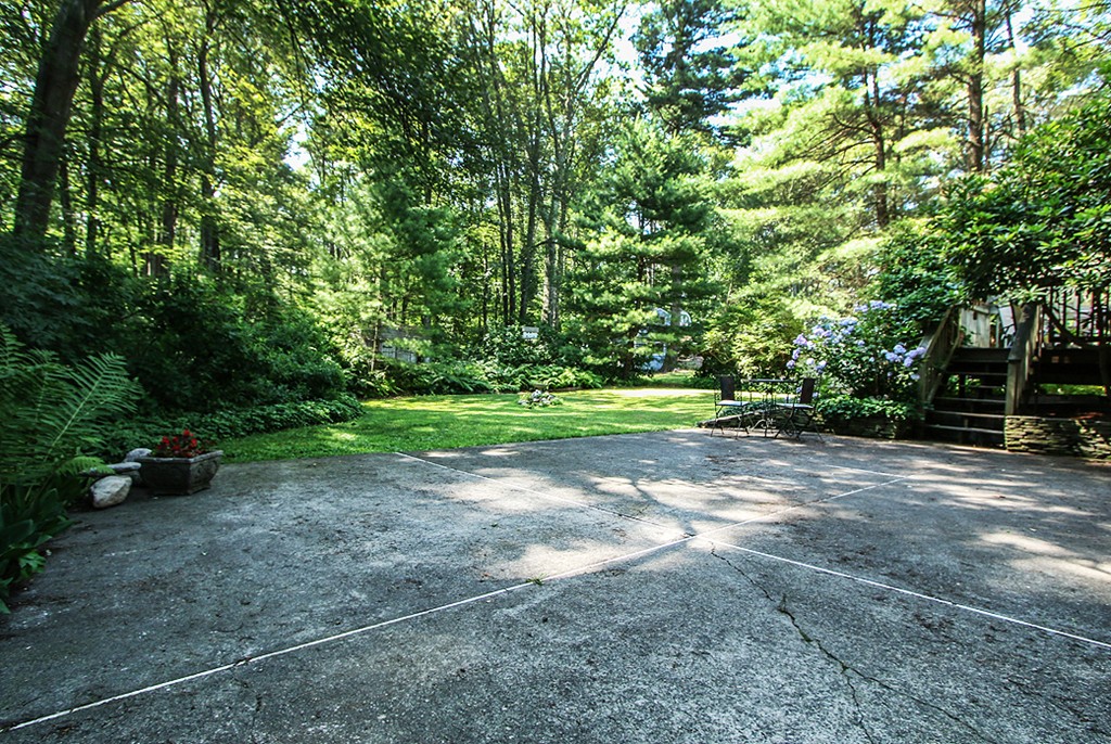 16 Chandler Road Burlington, MA 01803 - Photo 20 of 28 Gallery Image 20