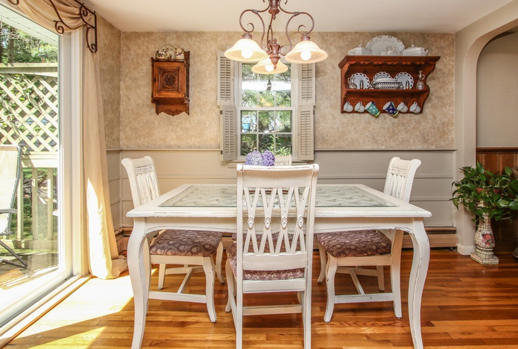 16 Chandler Road Burlington, MA 01803 - Photo 7 of 28 Gallery Image 7
