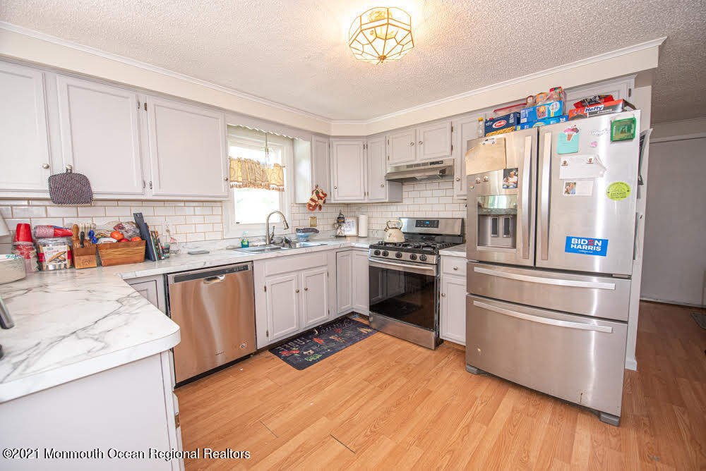570 Eltone Road Jackson, NJ 08527 - Photo 12 of 26 unnamed (6)