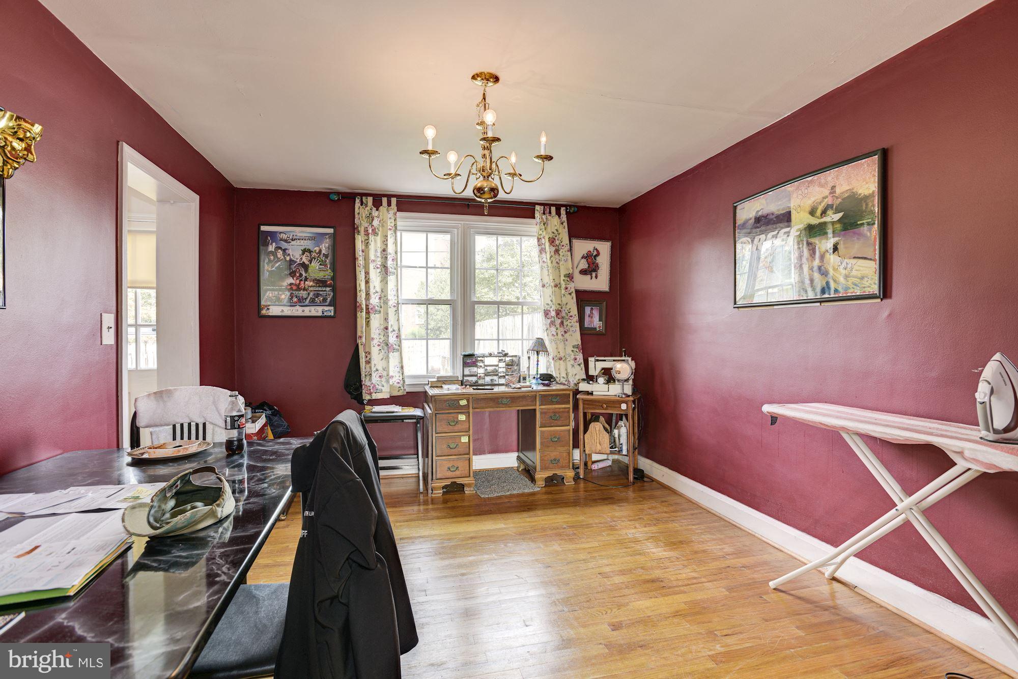 8436 Pleasant Plains Road Baltimore, MD 21286 - Photo 7 of 25 Dining Room