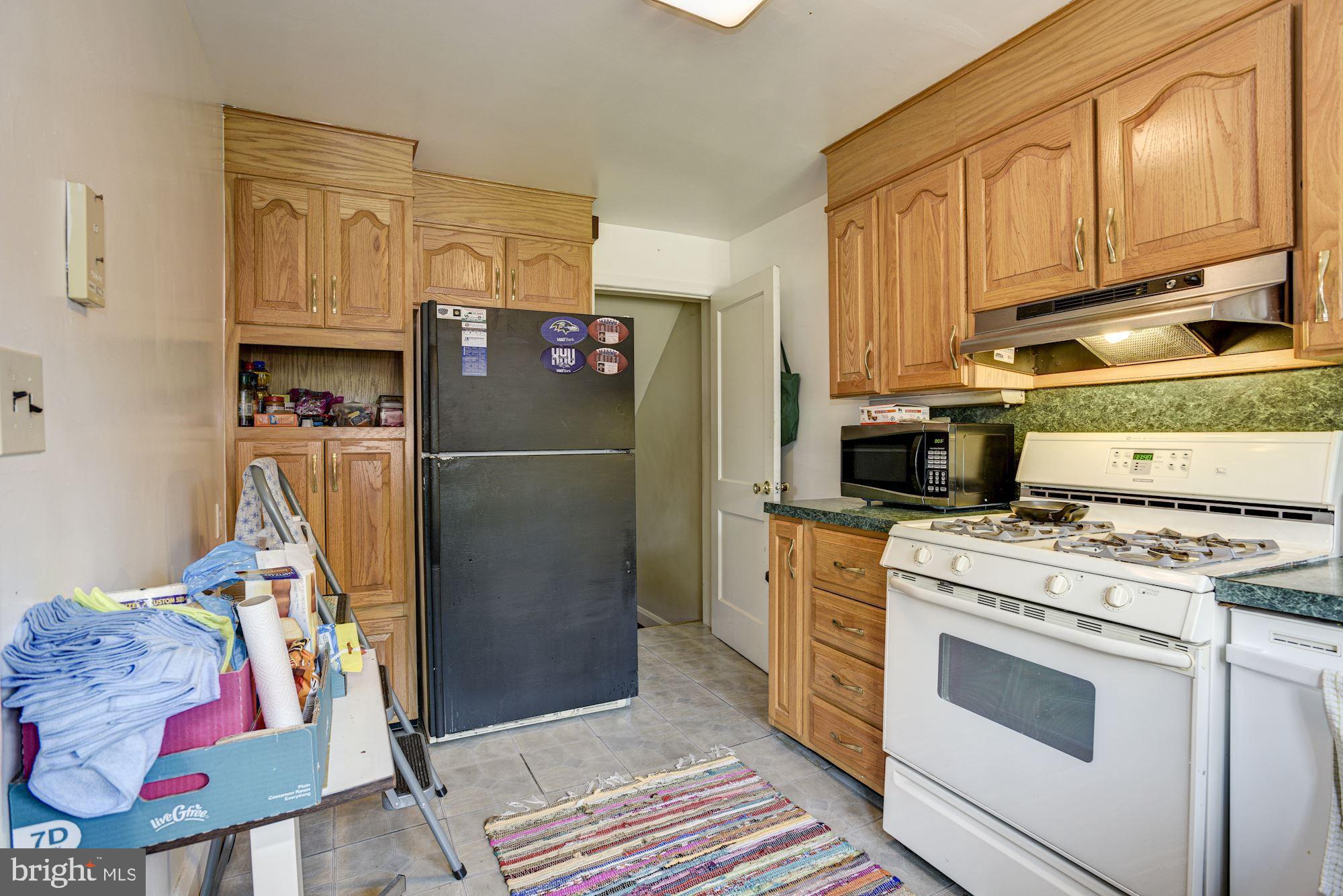 8436 Pleasant Plains Road Baltimore, MD 21286 - Photo 10 of 25 Kitchen
