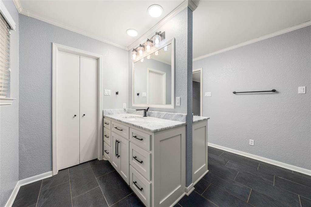 3509 Heatherstone Circle Waco, TX 76708 - Photo 21 of 38