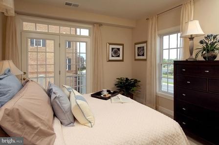 306 Mill Pond Road, Unit A Frederick, MD 21701 - Photo 5 of 5 Bedroom (Master)