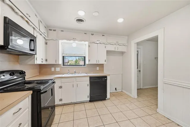 $260,000 | 2024 Charleston Drive, Bedford, TX 76022