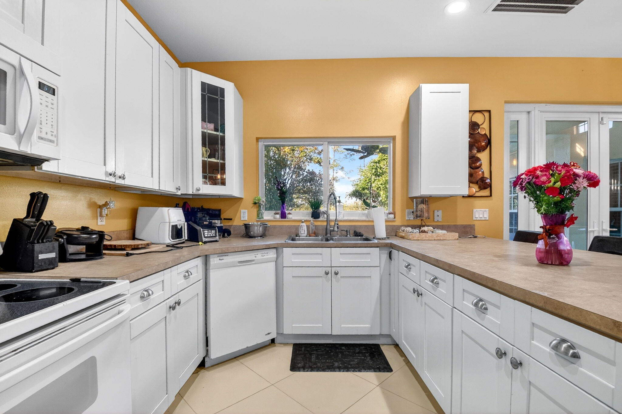 6713 Eagle Ridge Drive Greenacres, FL 33413 - Photo 11 of 31 17-web-or-mls-DSC_9547