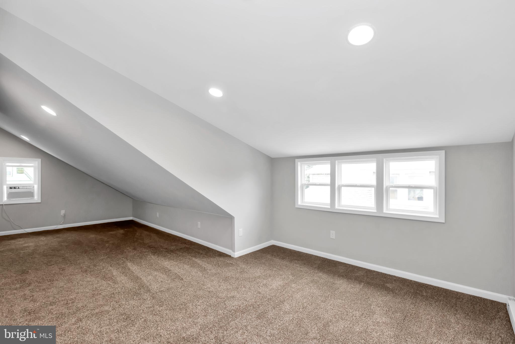 513 Arbor Road Lansdowne, PA 19050 - Photo 11 of 25 Owner's Suite