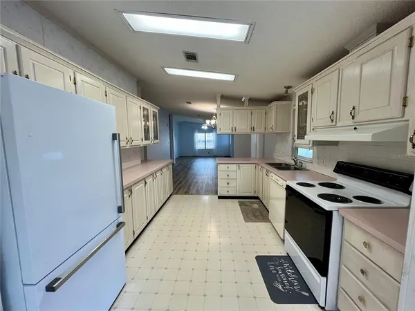 $1,750 | 10614 Hayden Avenue, New Port Richey, FL 34655