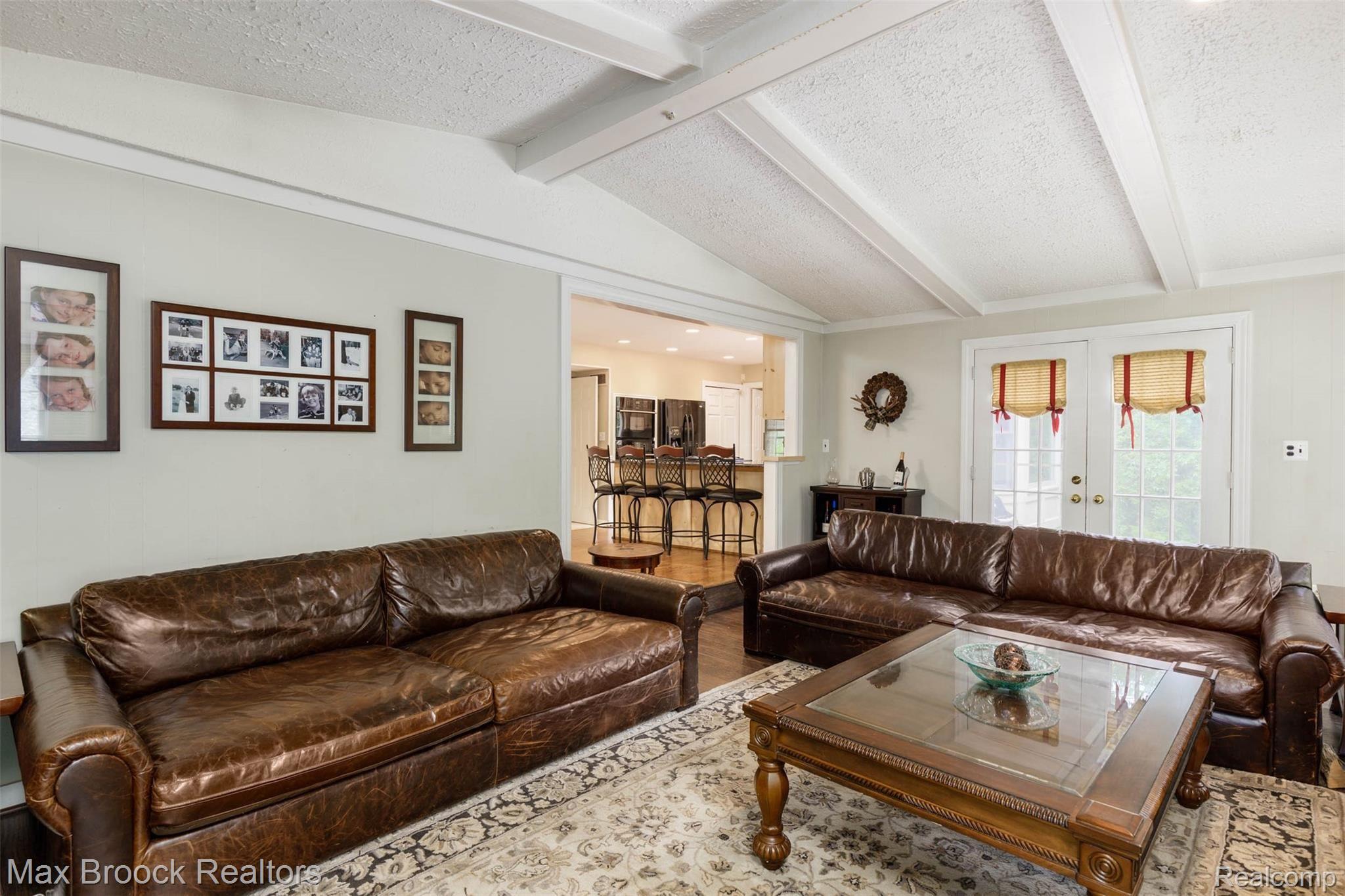 507 Overbrook Road Bloomfield Hills, MI 48302 - Photo 10 of 34 507 Overbrook Rd-21.jpg