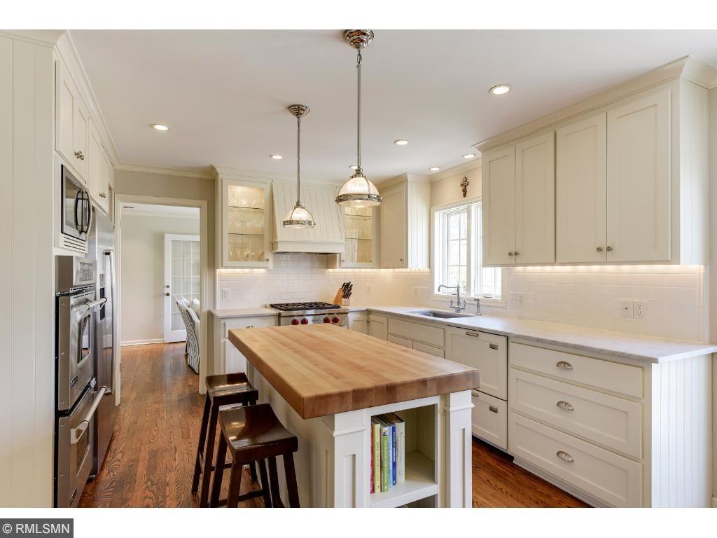 1110 Ferndale Road North Minneapolis, MN 55447 - Photo 8 of 24 Gallery Image 8