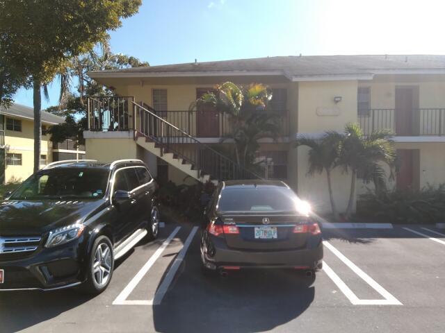 905 Southridge Road, Unit 101B Delray Beach, FL 33444 - Photo 4 of 10 6882120113865238267