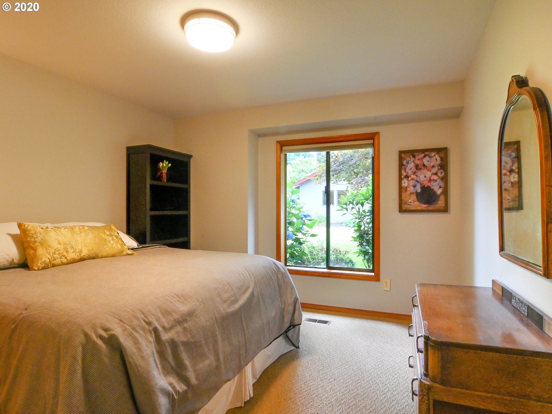 41601 Madrone Street Springfield, OR 97478 - Photo 12 of 30 Gallery Image 12