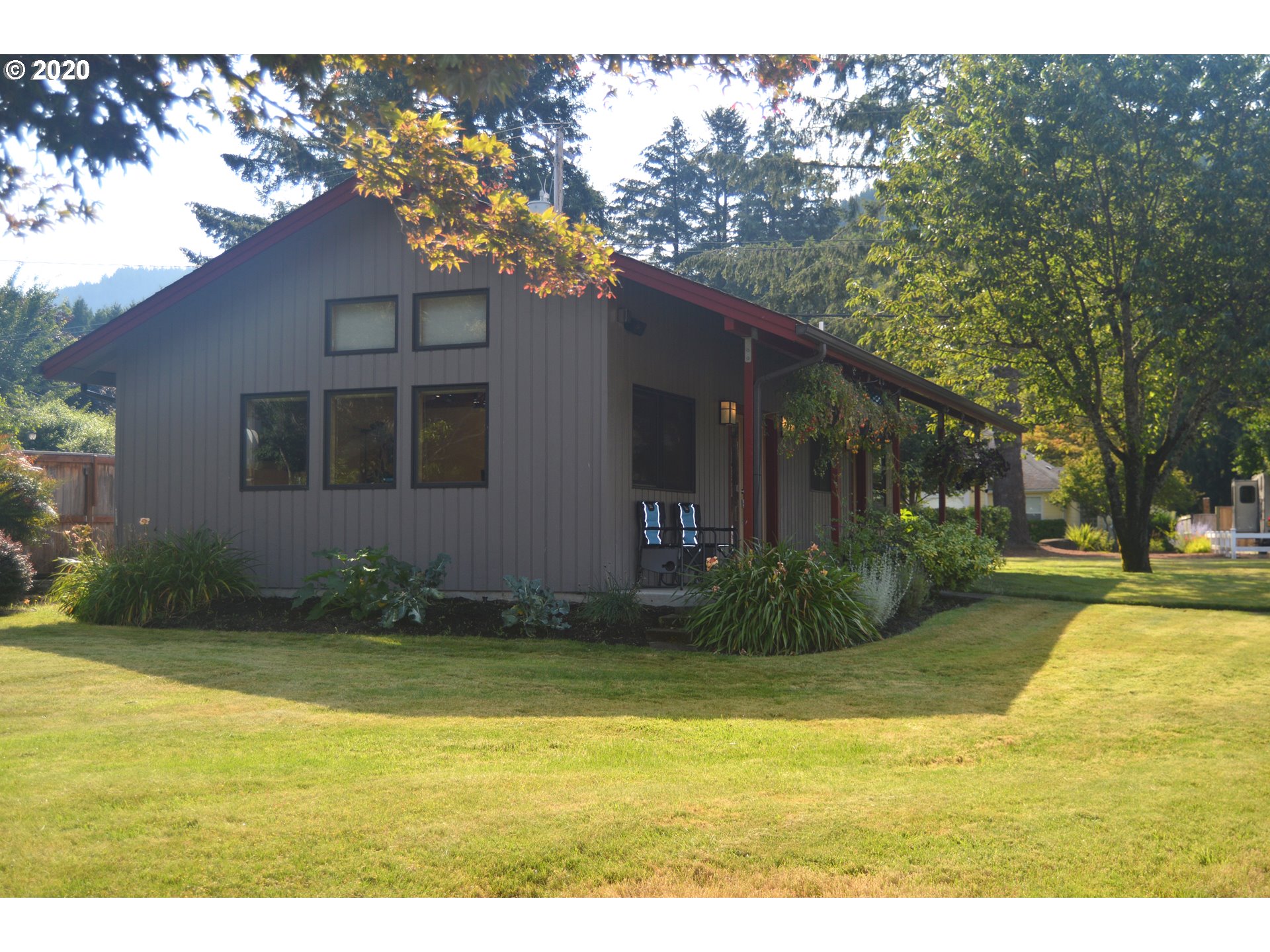 41601 Madrone Street Springfield, OR 97478 - Photo 3 of 30 Gallery Image 3