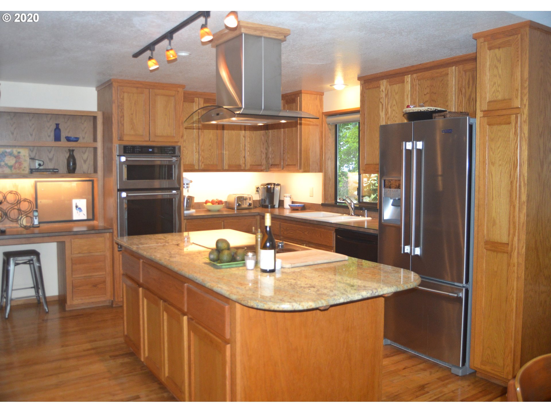41601 Madrone Street Springfield, OR 97478 - Photo 5 of 30 Gallery Image 5