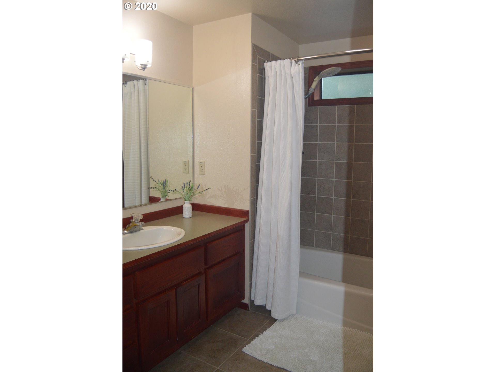 41601 Madrone Street Springfield, OR 97478 - Photo 7 of 30 Gallery Image 7