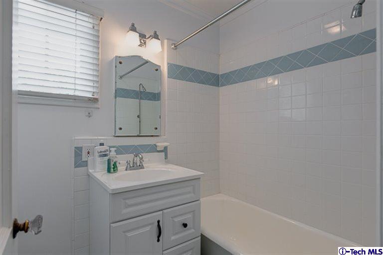 1320 North Arroyo Boulevard Pasadena, CA 91103 - Photo 20 of 39 Additional Photo