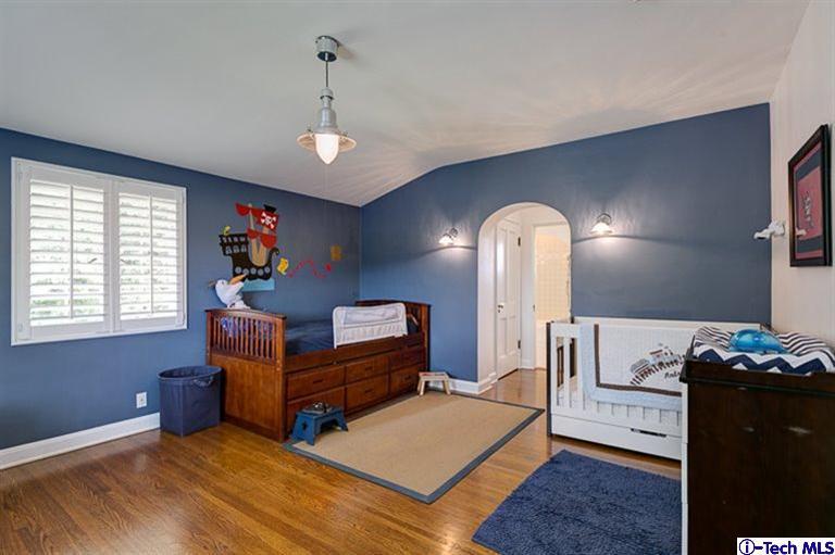 1320 North Arroyo Boulevard Pasadena, CA 91103 - Photo 29 of 39 Additional Photo