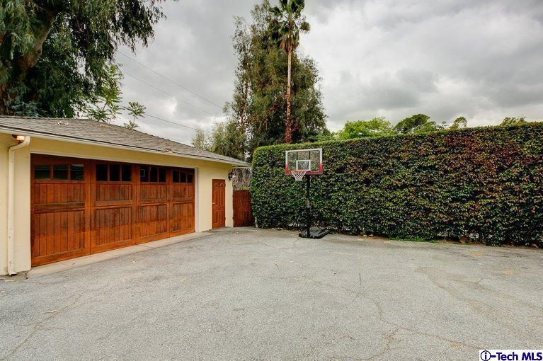 1320 North Arroyo Boulevard Pasadena, CA 91103 - Photo 39 of 39 Additional Photo