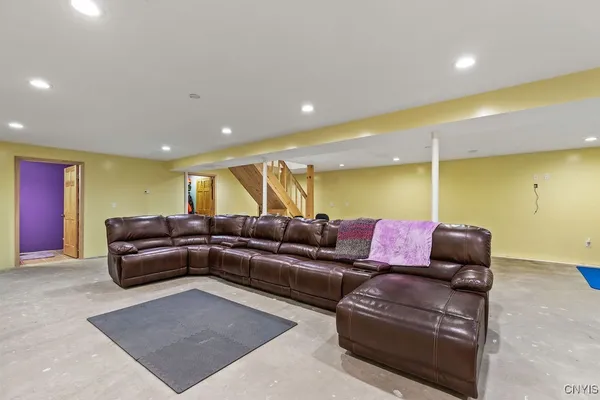 $484,900 | 174 Pople Ridge Road, Mexico, NY 13114