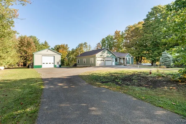 $484,900 | 174 Pople Ridge Road, Mexico, NY 13114